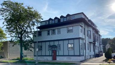 Main picture of 120 S Union St