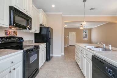Main picture of Summer Grove - 65