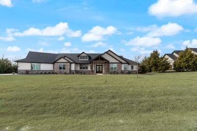 Main picture of 2335 Providence Way