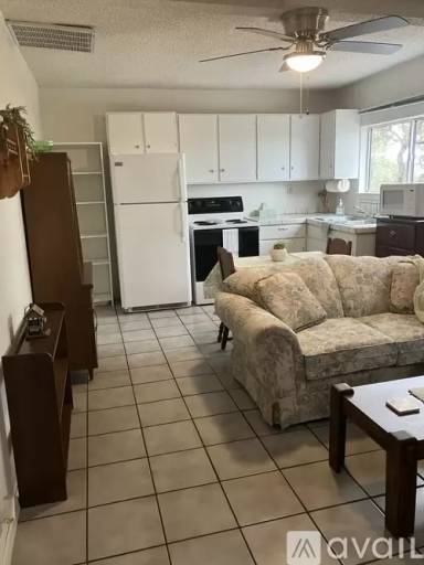 Main picture of 1085 Arcadia Dr