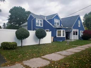 Main picture of 6 Newton St