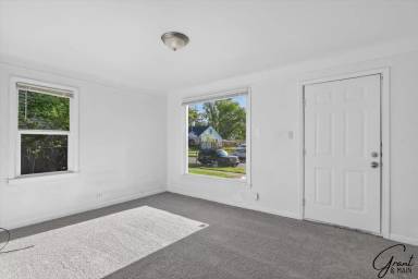 Main picture of 20259 Oakfield St