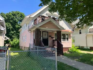 Main picture of 3600 N Vel R Phillips Ave