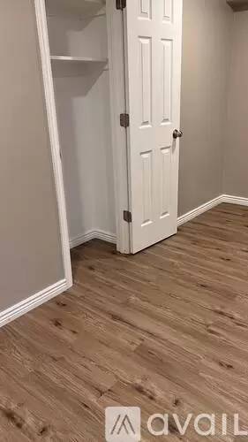 Main picture of 100 N 1st W