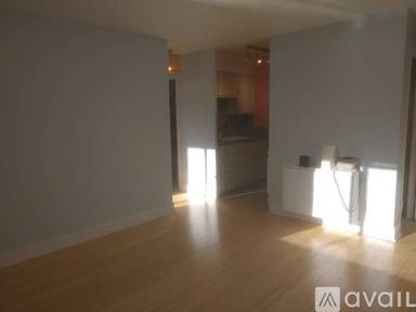 Main picture of 789 N Clarkson St