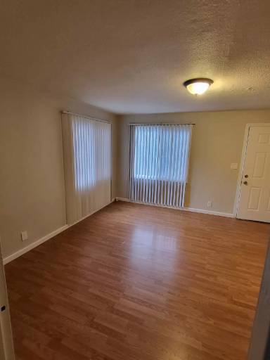 Main picture of 1840 1st St