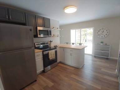 Main picture of 3295 Emerson Ave