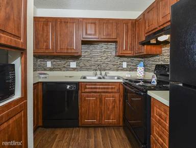 Main picture of Willow Brook