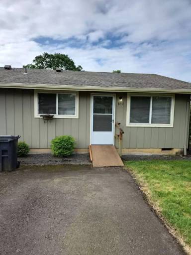 Main picture of 853 Tualatin St