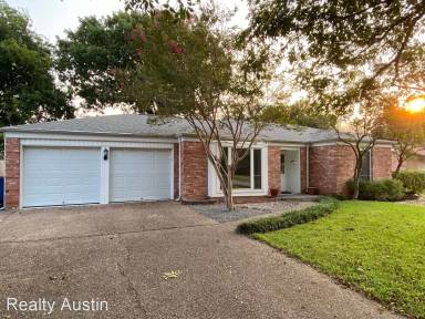 Main picture of 3104 Whiteway Dr