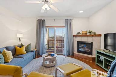 Main picture of 805 Blue Sky Dr