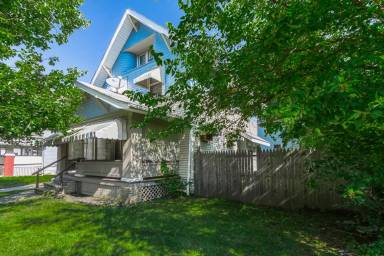 Main picture of 881 Beardsley St