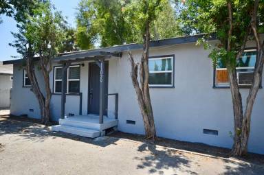 Main picture of 11018 Bushnell Ave
