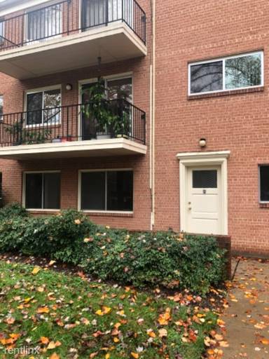 Main picture of 10654 Montrose Ave