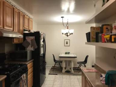 Main picture of 1527 Judah St