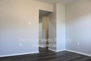 Main picture of 12526 Woodstock Dr E