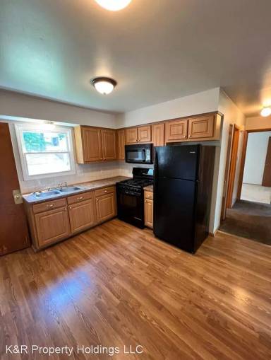 Main picture of 1031 Caddo Ave