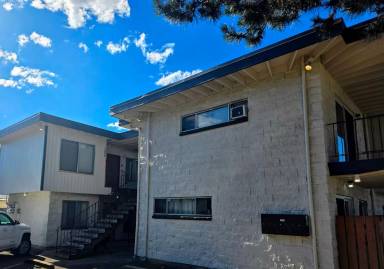 Main picture of 638 Van Buren St