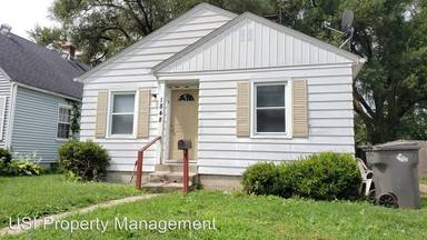 Main picture of 1848 N Warman Ave