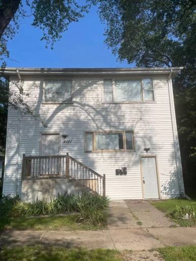 Main picture of 4121 Lincoln St