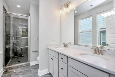 Main picture of 630 West End Dr