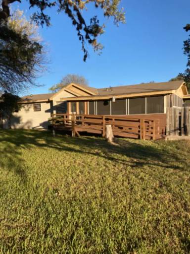 Main picture of 600 Riverside Dr