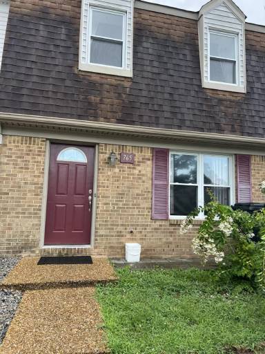 Main picture of 765 Westminster Ln