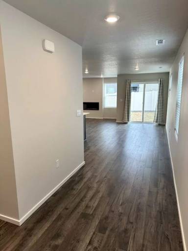 Main picture of 627 S Zeelar St