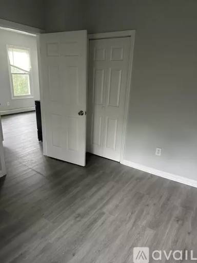 Main picture of 124 Keen St