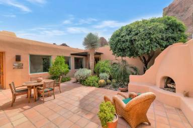 Main picture of 5641 N Echo Canyon Cir