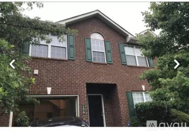 Main picture of 180 Nashboro Grns