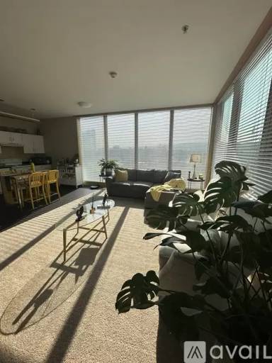 Main picture of 131 E Green St