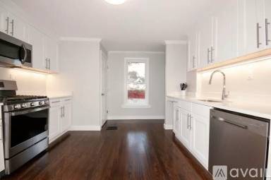 Main picture of 30 Thornley St