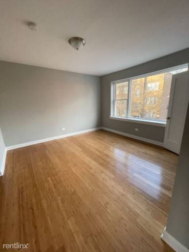 Main picture of 1151 E 72nd St