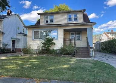 Main picture of 13818 Courtland Ave