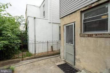 Main picture of 1420 S Hicks St