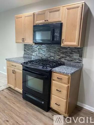 Main picture of 1800 Fayette Walk