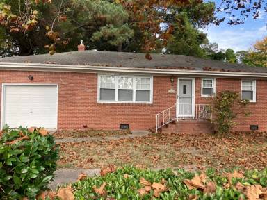 Main picture of 2950 N Lynnhaven Rd