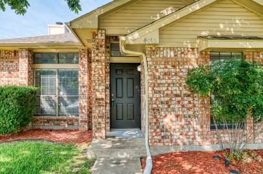 Main picture of 4013 David Cir