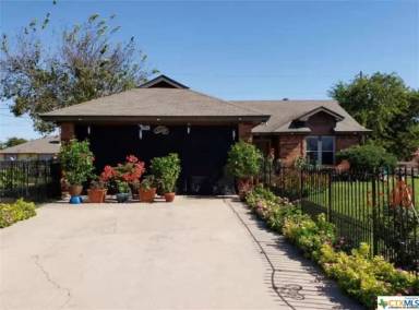Main picture of 2406 Savage Dr