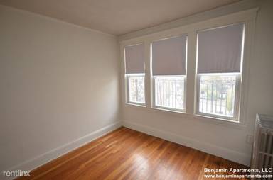 Main picture of 1630 Commonwealth Ave