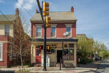 Main picture of 267 Beech St