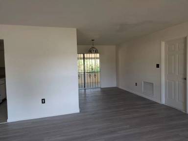 Main picture of 37236 Oak Ln