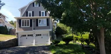 Main picture of 249 Pine St