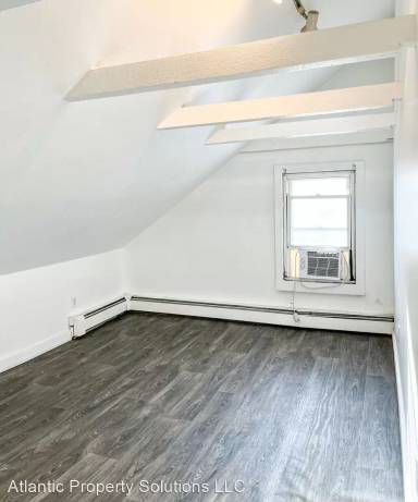 Main picture of 767 Washington St