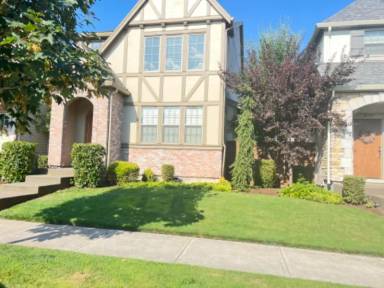 Main picture of 28741 SW Finland Ave