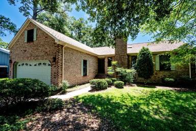 Main picture of 5722 Gondolier Dr