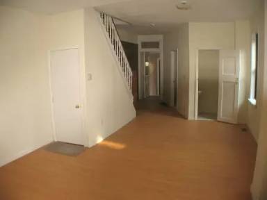 Main picture of 530 N Wanamaker St