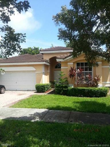 Main picture of 3745 SW 154th Ct