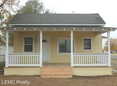 Main picture of 800 4th Ave